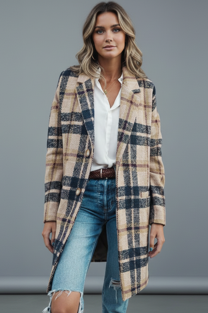 Cappotto lungo da donna con bottoni e colletto